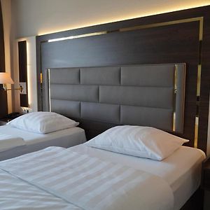 Comfort Twin Room